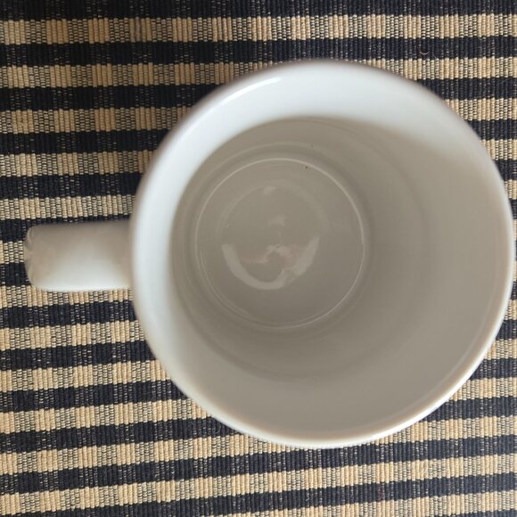 Brand New "Skinny B**** Please Eat A Biscuit" 16oz Ceramic Coffee Cup - Picture 4 of 4